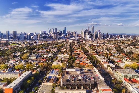 Melbourne houses vs apartments